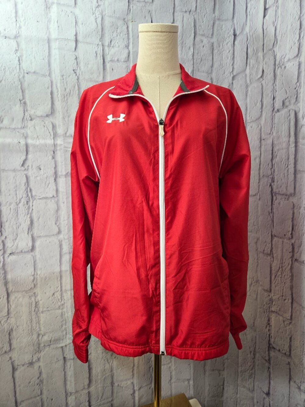 Under Armour Men's Bright Red Full Zip Long Sleeve Windbreaker Track Jacket